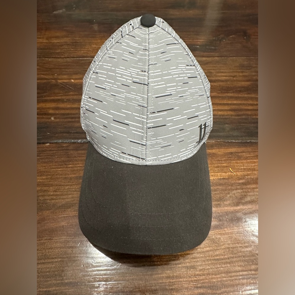 Walter Hagen Gray and Black Hat